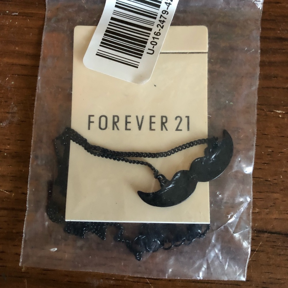 Forever21 | Jewelry/Necklace/Chain | Mustache NEW